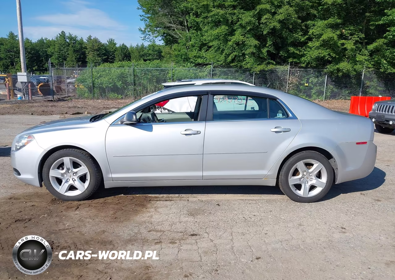 2011 Chevrolet Malibu Ls VIN:1G1ZB5E13BF127303 - 12