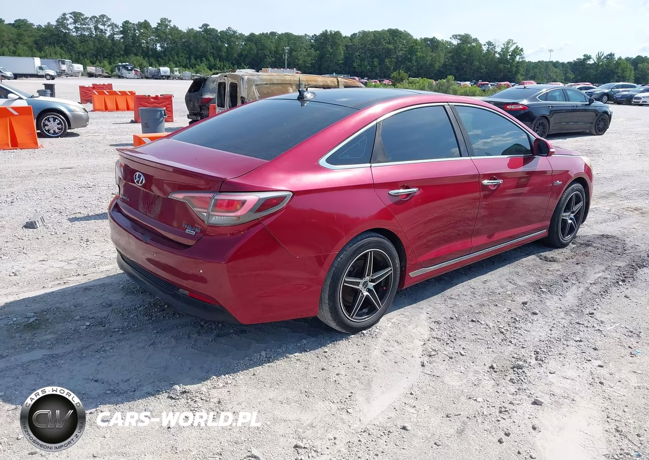 2016 Hyundai Sonata Hybrid Limited VIN:KMHE34L18GA026841 - 4