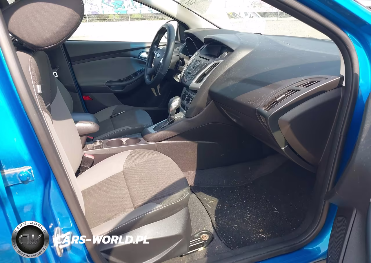 2014 Ford Focus Se VIN:1FADP3F27EL428215 - 5
