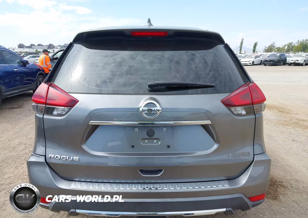 2019 Nissan Rogue S VIN:5N1AT2MT0KC823004 - 16