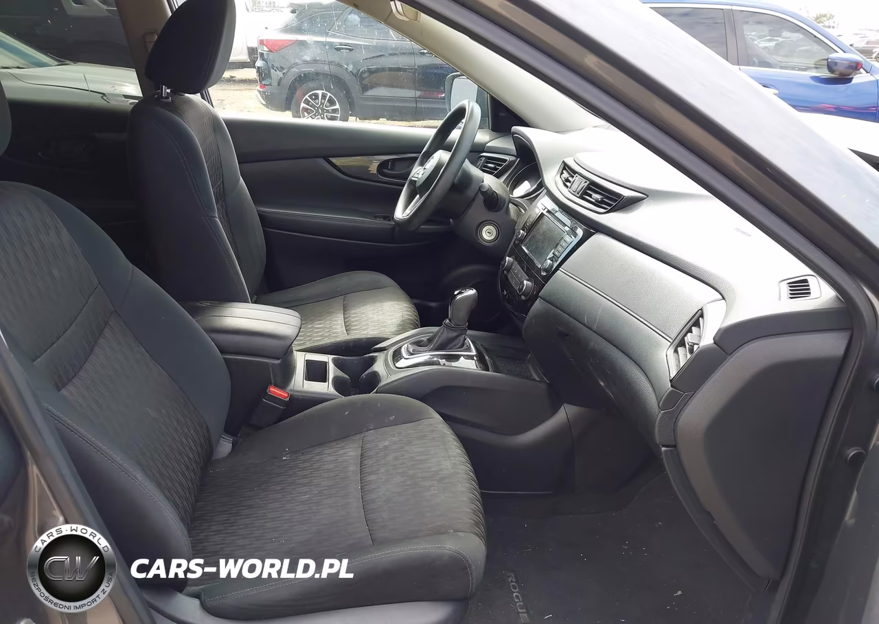 2019 Nissan Rogue S VIN:5N1AT2MT0KC823004 - 5