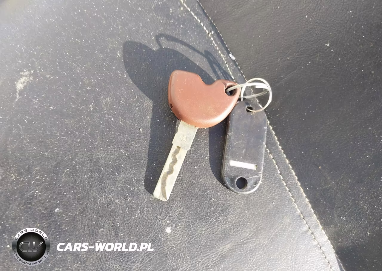 2007 Piaggio Mp3 VIN:ZAPM479M275001666 - 11