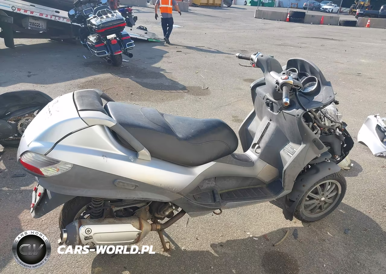2007 Piaggio Mp3 VIN:ZAPM479M275001666 - 13