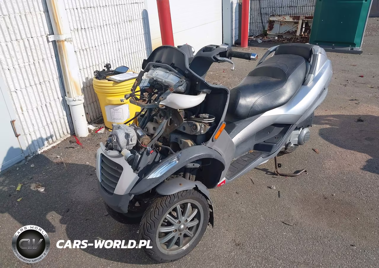 2007 Piaggio Mp3 VIN:ZAPM479M275001666 - 2