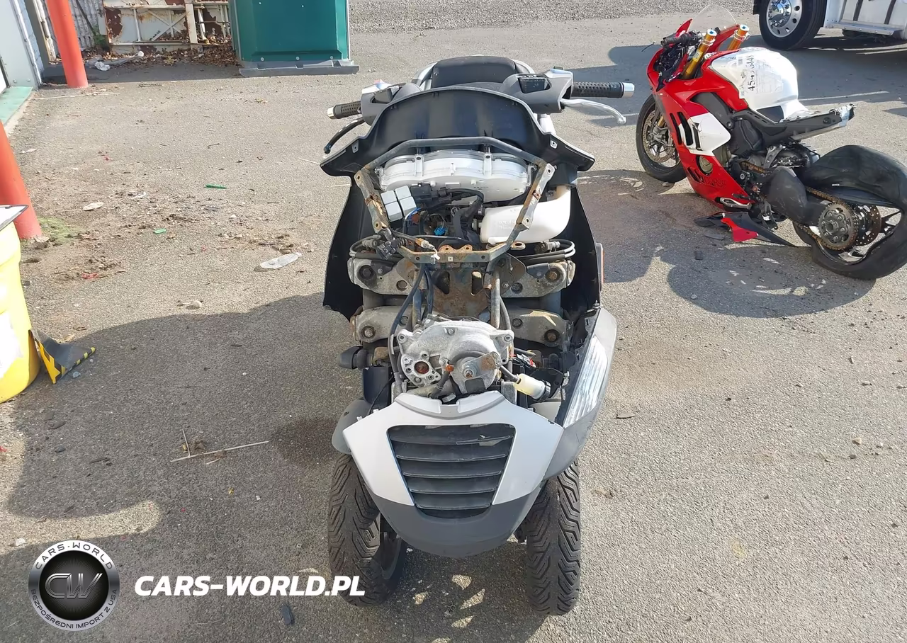 2007 Piaggio Mp3 VIN:ZAPM479M275001666 - 5