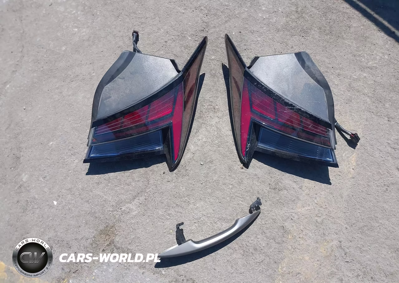 2021 Hyundai Elantra N Line VIN:KMHLR4AF0MU172634 - 12