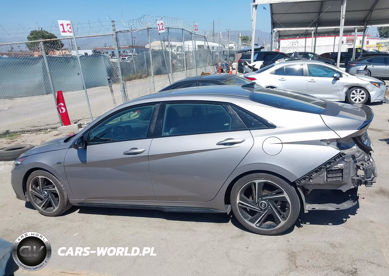 2021 Hyundai Elantra N Line VIN:KMHLR4AF0MU172634 - 15