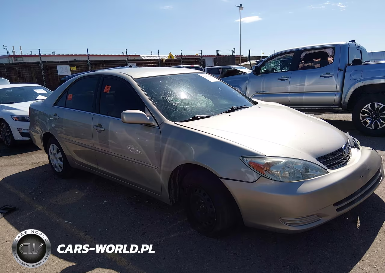 2003 Toyota Camry Le VIN:4T1BE32K73U743046 - 13