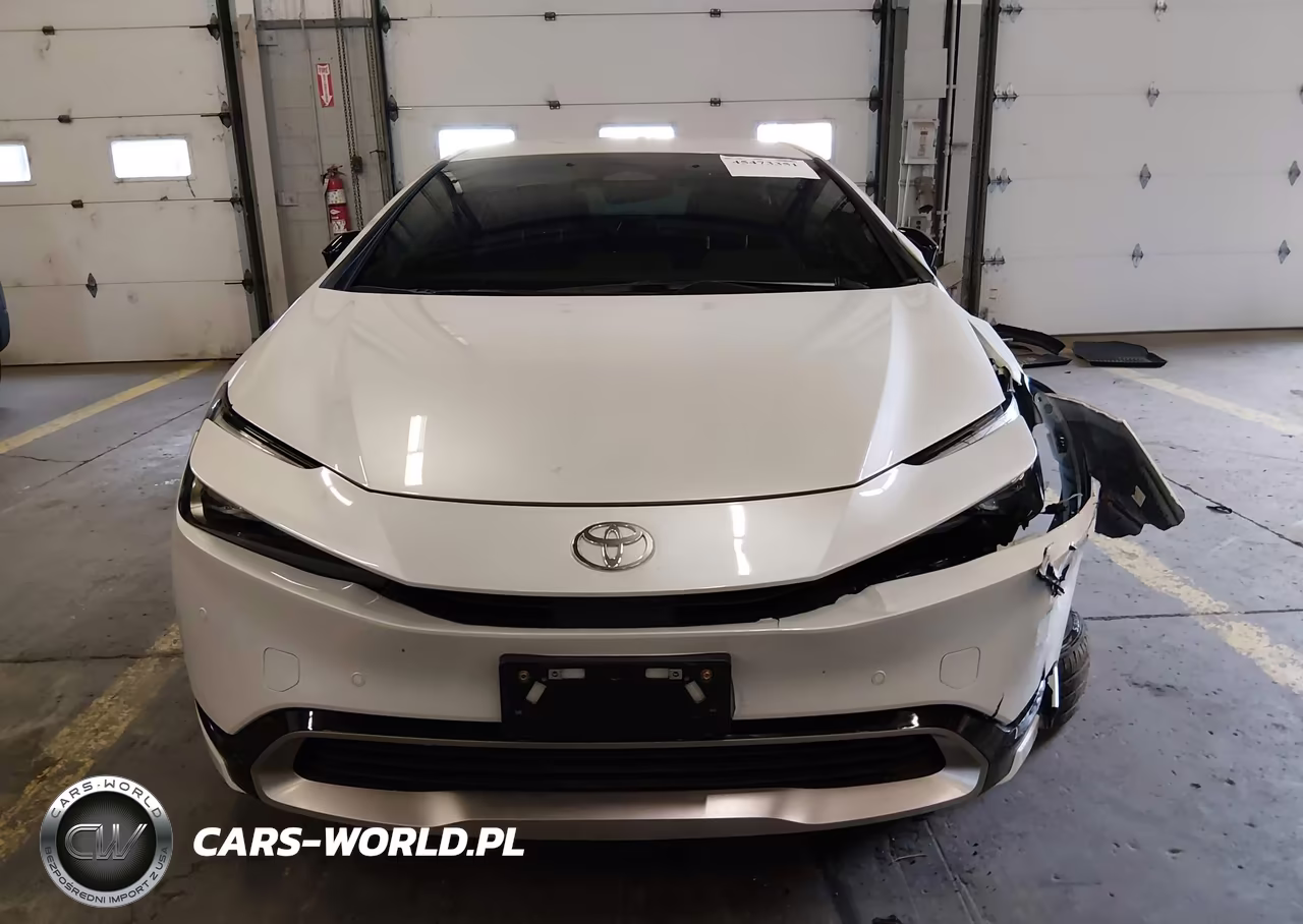 2025 Toyota Prius Plug-In Hybrid Xse VIN:JTDACACU0S3044713 - 13