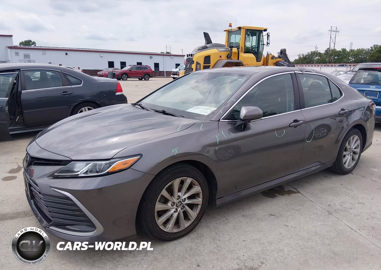 2022 Toyota Camry Le VIN:4T1R11AK5NU620090 - 2
