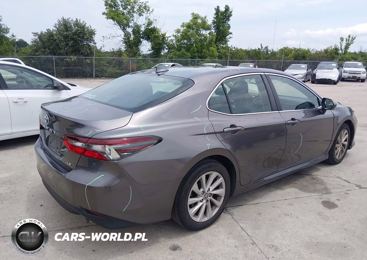 2022 Toyota Camry Le VIN:4T1R11AK5NU620090 - 4