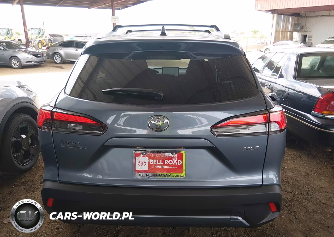2026 Toyota Corolla Cross Xle VIN:7MUDAAAG4TV205571 - 16