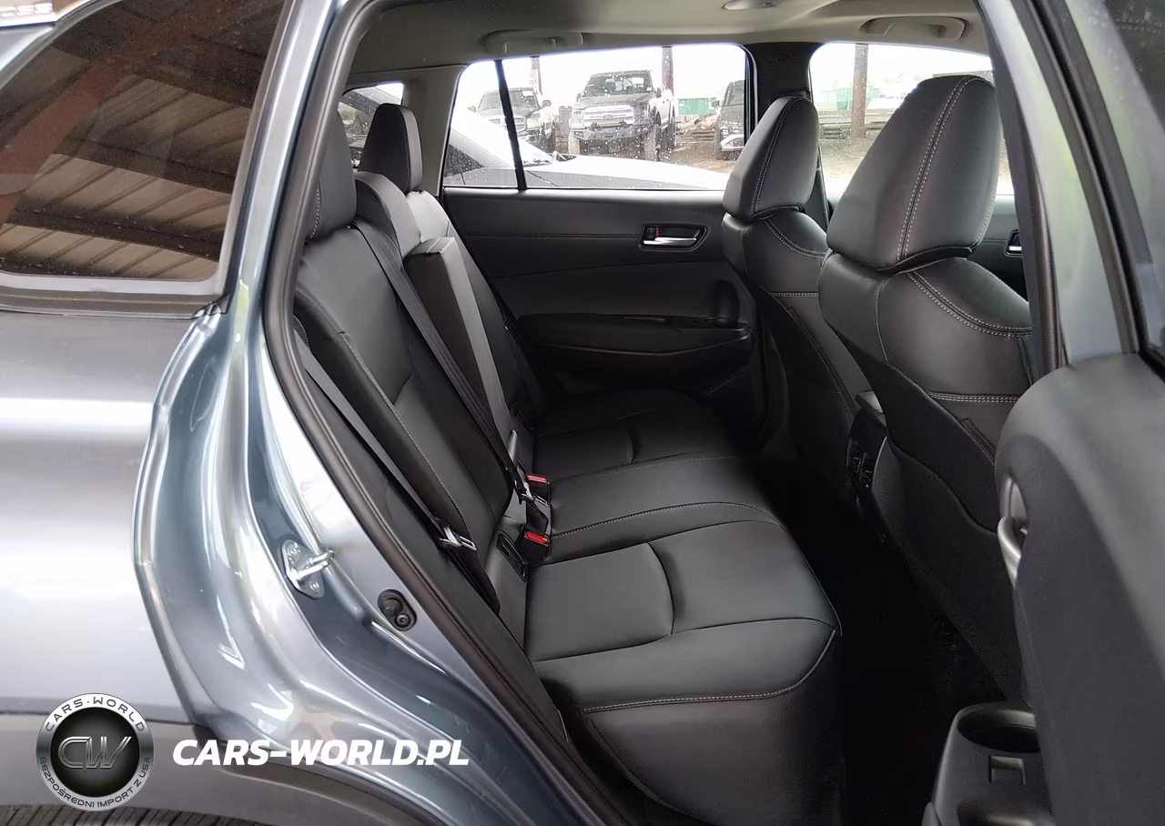 2026 Toyota Corolla Cross Xle VIN:7MUDAAAG4TV205571 - 8