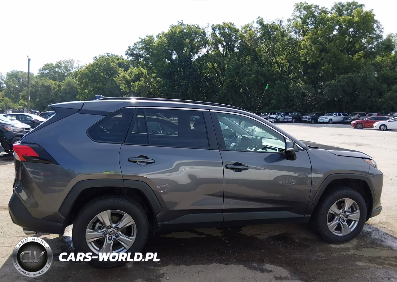 2022 Toyota Rav4 Xle VIN:2T3P1RFV9NC299253 - 13