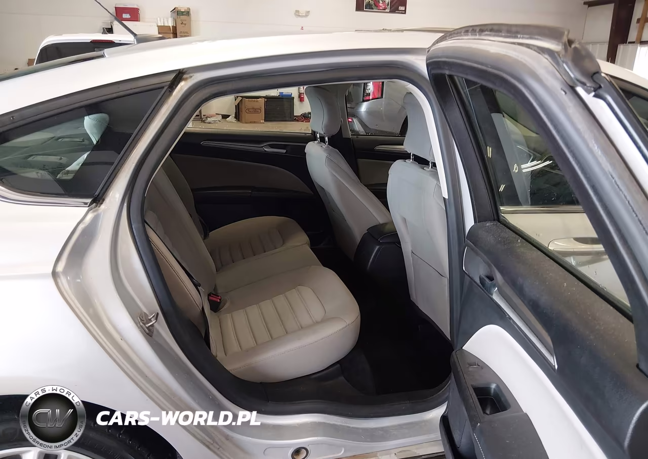 2018 Ford Fusion Hybrid S VIN:3FA6P0UU0JR278973 - 8
