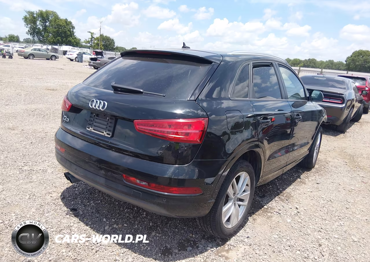 2017 Audi Q3 2.0T Premium VIN:WA1BCCFSXHR011695 - 4