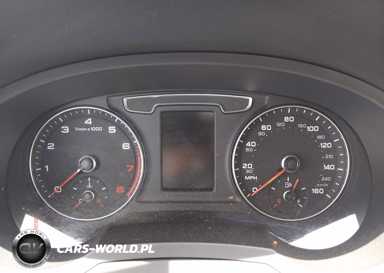 2017 Audi Q3 2.0T Premium VIN:WA1BCCFSXHR011695 - 7