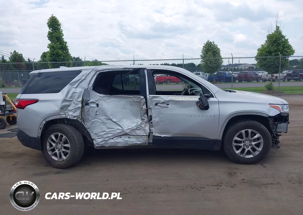 2018 Chevrolet Traverse Ls VIN:1GNERFKW0JJ109531 - 14