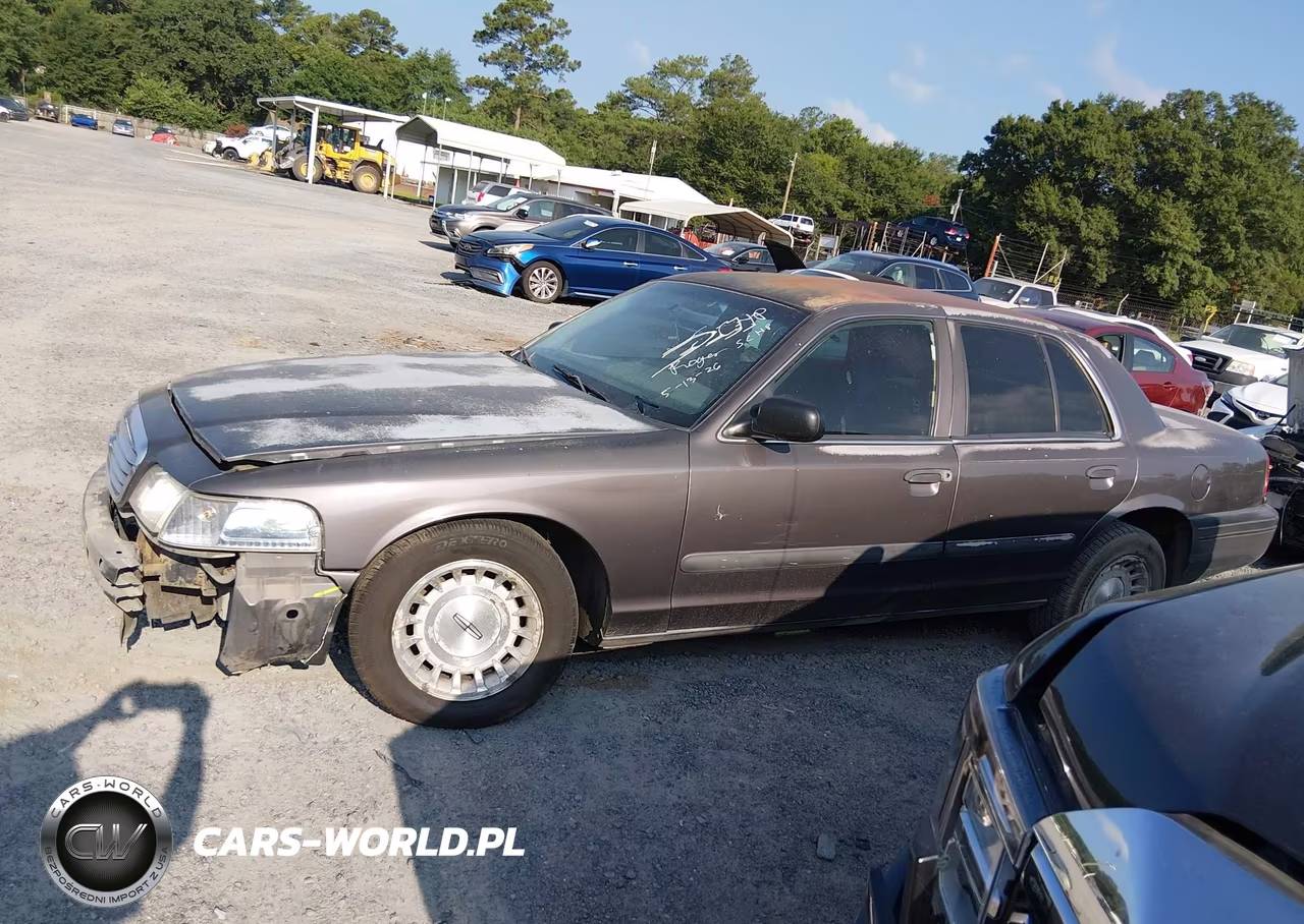 2000 Ford Crown Victoria Police Interceptor VIN:2FAFP71WXYX167325 - 14