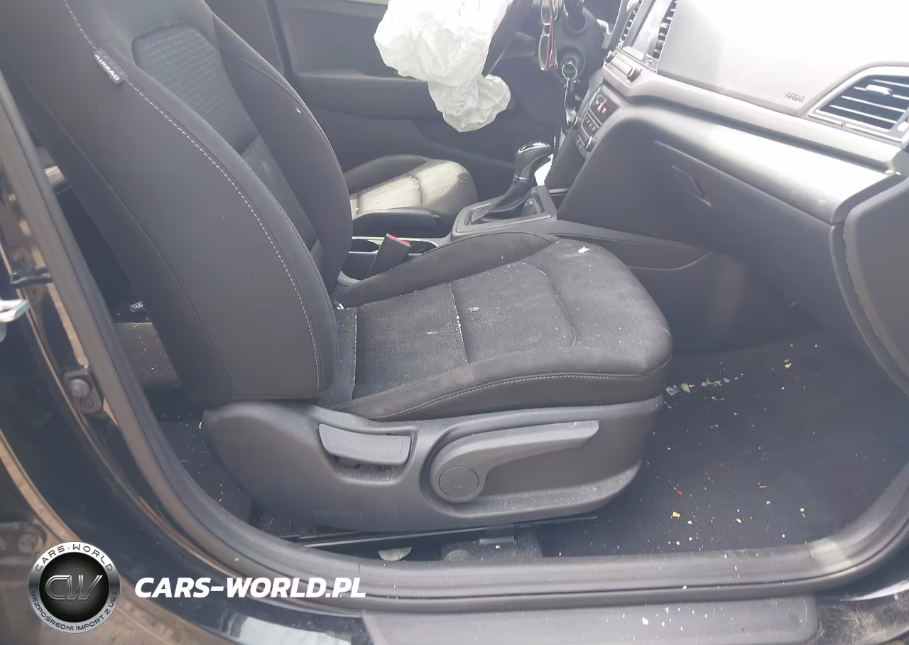 2018 Hyundai Elantra Se VIN:5NPD74LF3JH359674 - 5