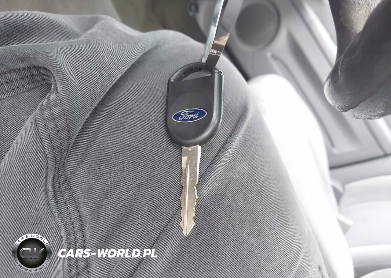 2007 Ford Taurus Se VIN:1FAFP53U77A179276 - 11