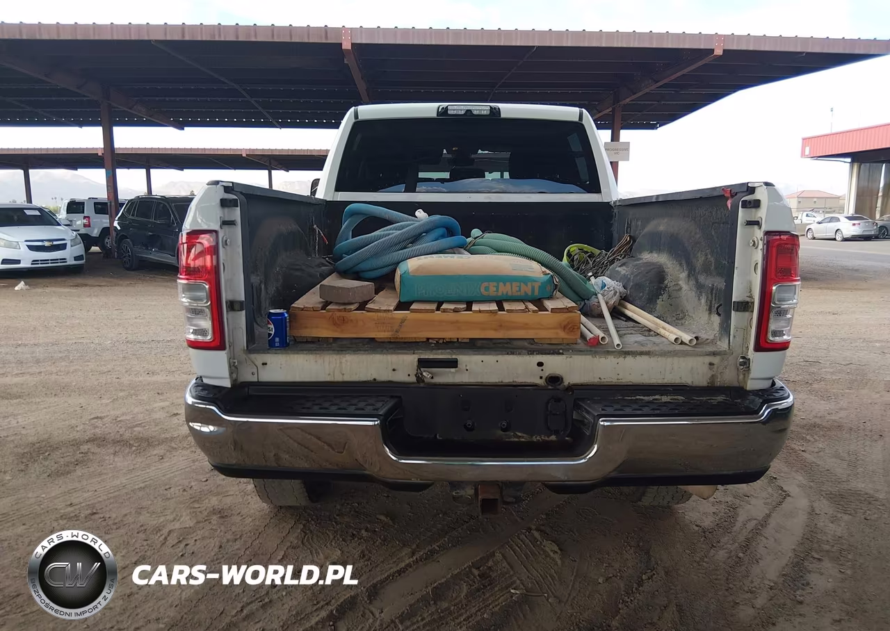 2019 Ram 2500 Big Horn 4X4 6'4 Box VIN:3C6UR5DJ4KG698545 - 16