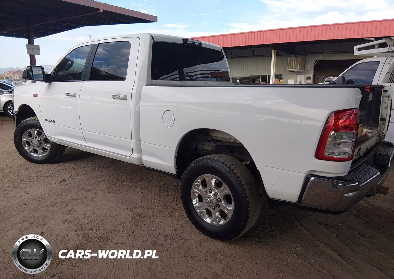 2019 Ram 2500 Big Horn 4X4 6'4 Box VIN:3C6UR5DJ4KG698545 - 3