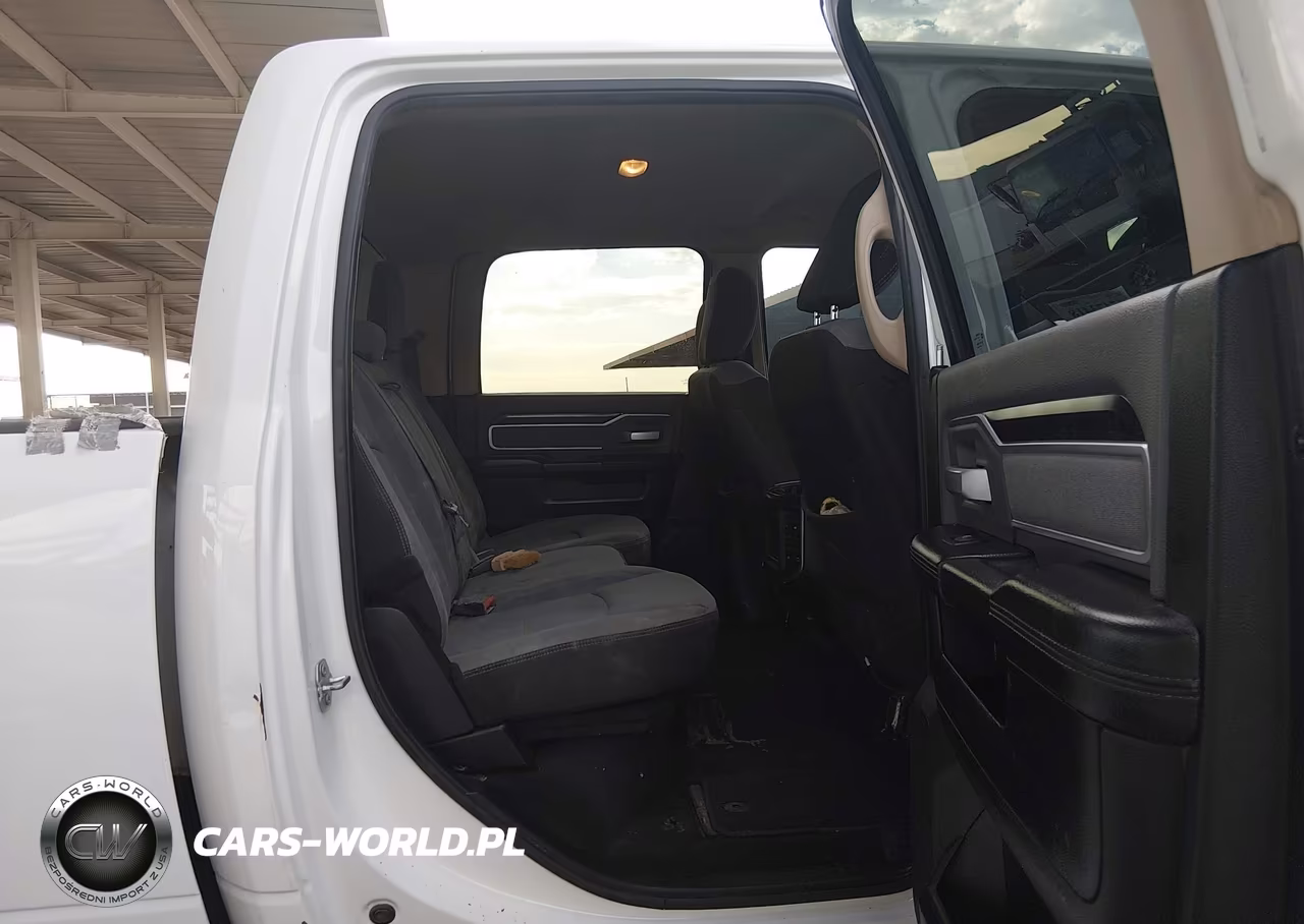 2019 Ram 2500 Big Horn 4X4 6'4 Box VIN:3C6UR5DJ4KG698545 - 8