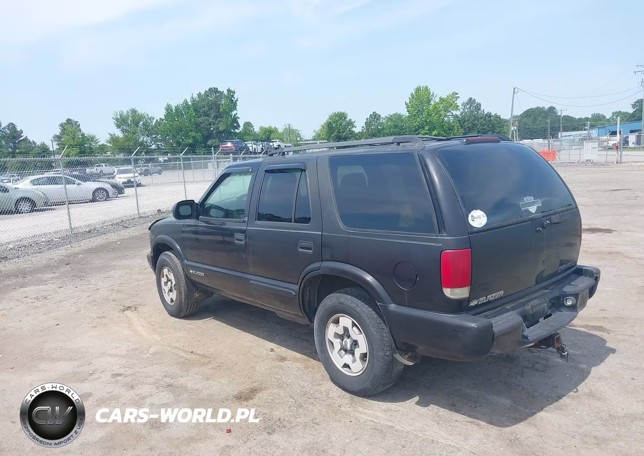2002 Chevrolet Blazer Ls VIN:1GNDT13W32K202246 - 3
