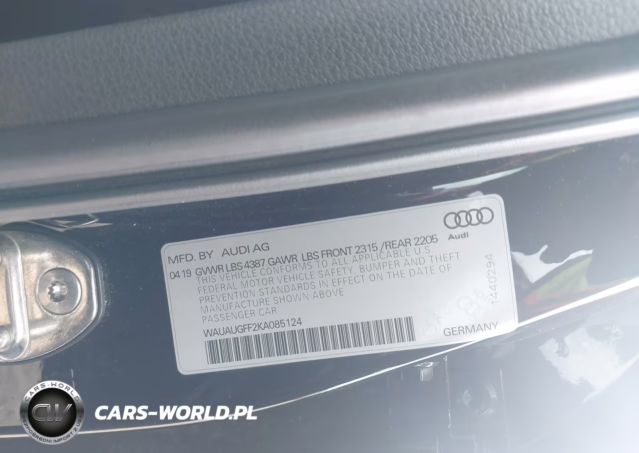 2019 Audi A3 40 Premium-40 Titanium Premium VIN:WAUAUGFF2KA085124 - 9
