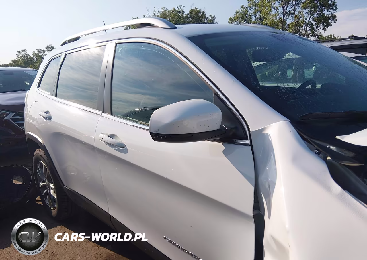 2021 Jeep Cherokee Latitude Lux 4X4 VIN:1C4PJMMX2MD158400 - 14