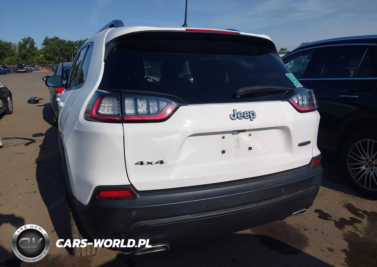 2021 Jeep Cherokee Latitude Lux 4X4 VIN:1C4PJMMX2MD158400 - 17