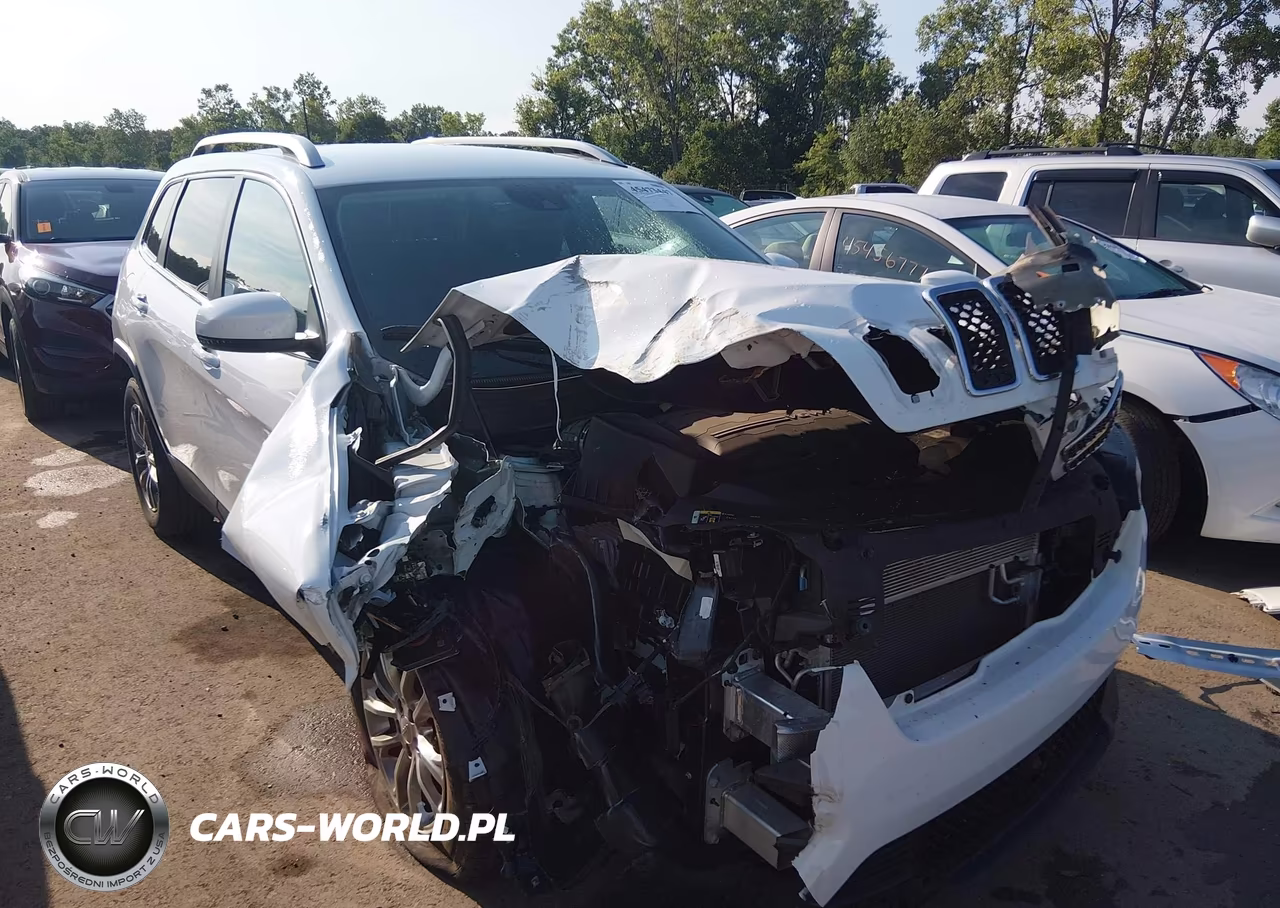2021 Jeep Cherokee Latitude Lux 4X4 VIN:1C4PJMMX2MD158400 - 6