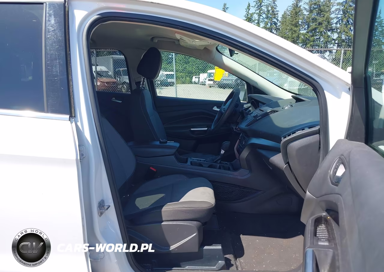 2017 Ford Escape Se VIN:1FMCU9G9XHUC27464 - 5