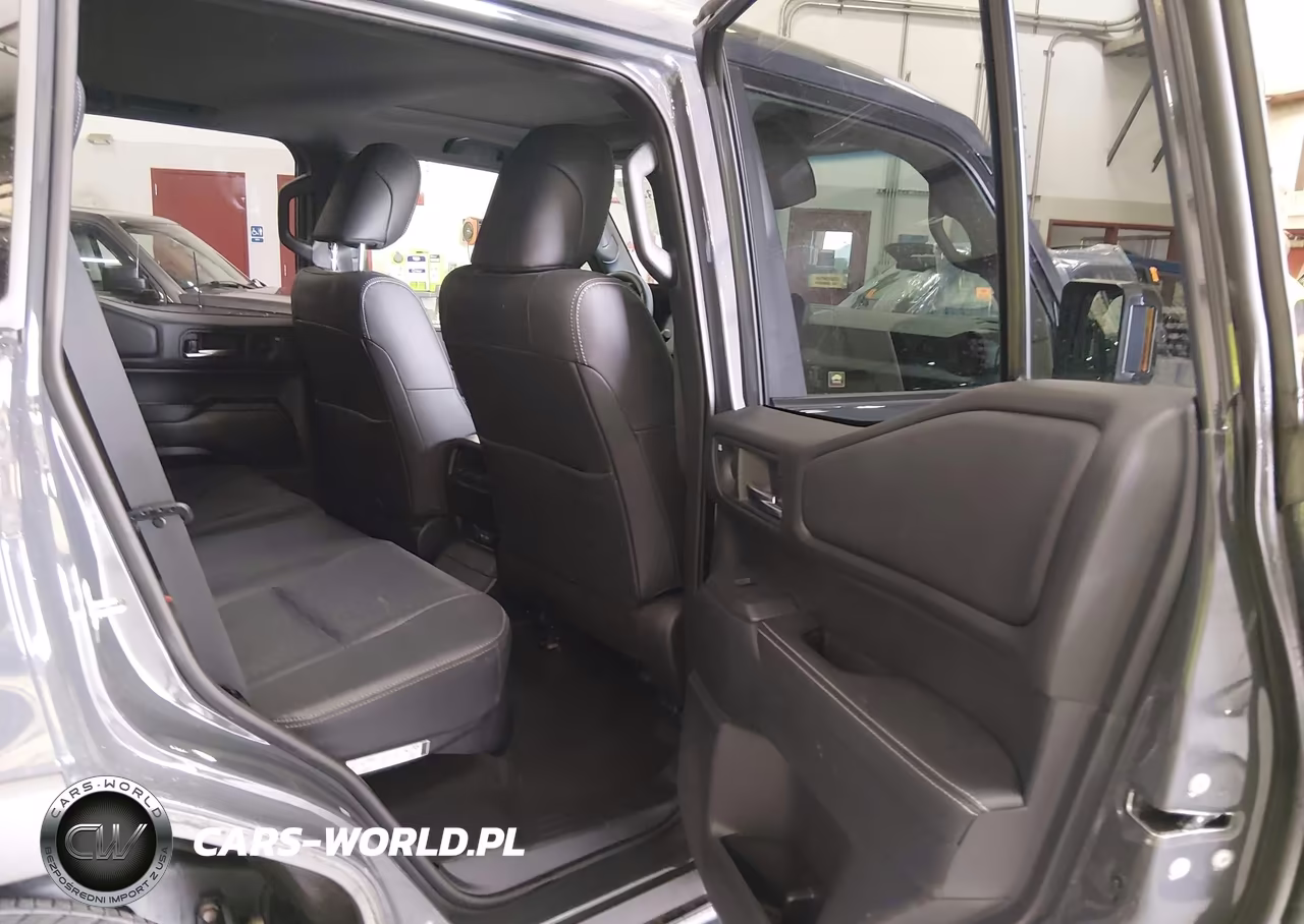 2025 Toyota Land Cruiser VIN:JTEABFAJ9S5016885 - 8