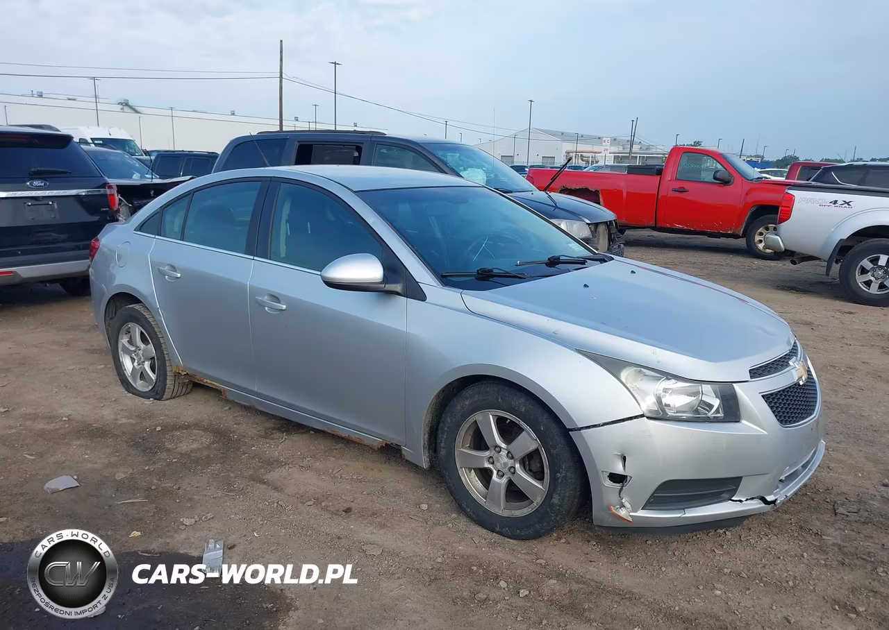 2013 Chevrolet Cruze 1Lt Auto – zdjęcie 1 z 14