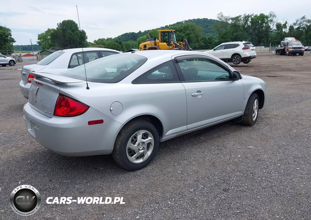2007 Pontiac G5 VIN:1G2AL15F477200111 - 4