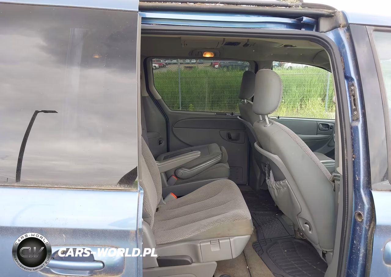 2007 Chrysler Town & Country Touring VIN:2A4GP54L37R260074 - 8