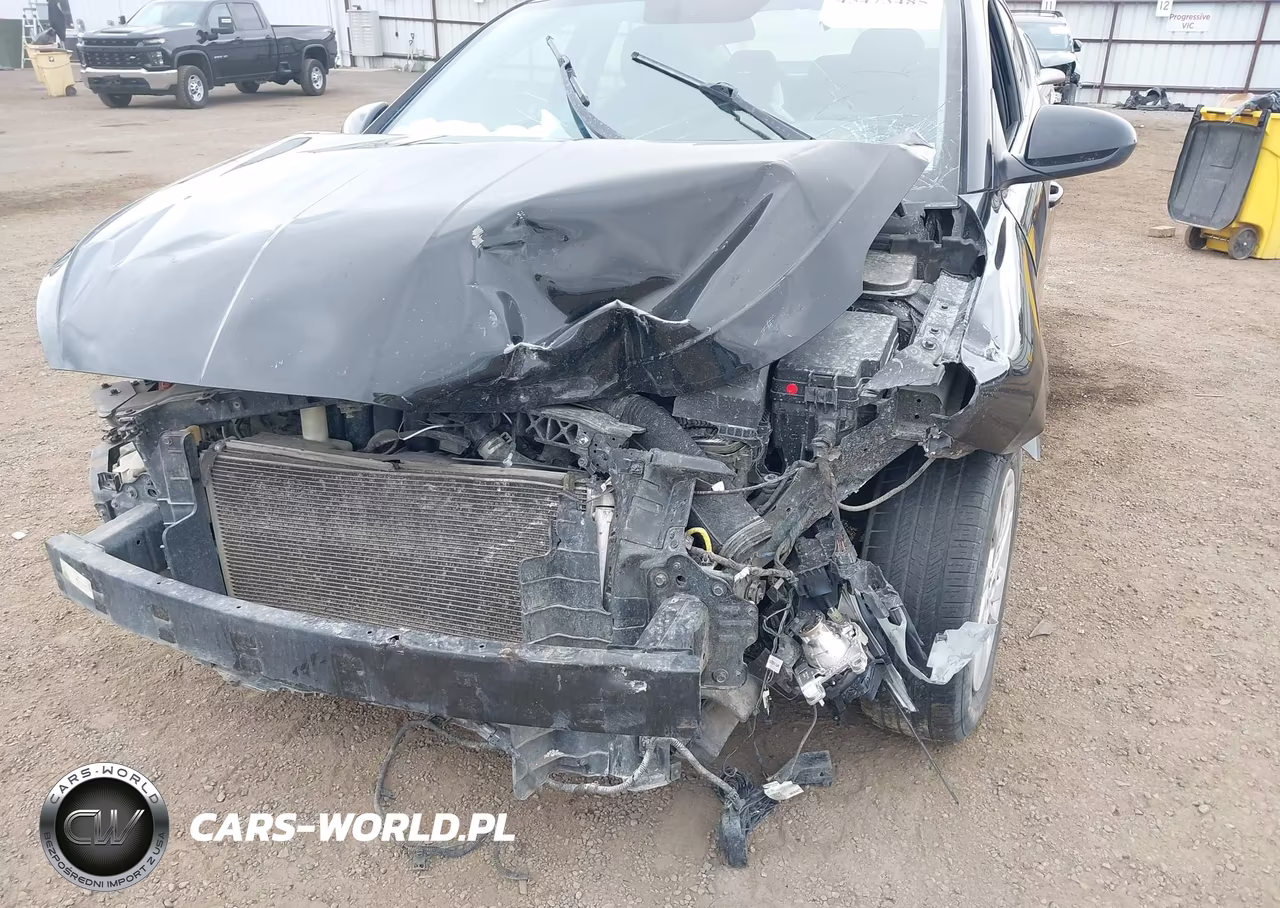 2019 Hyundai Elantra Se VIN:5NPD74LF7KH489930 - 6