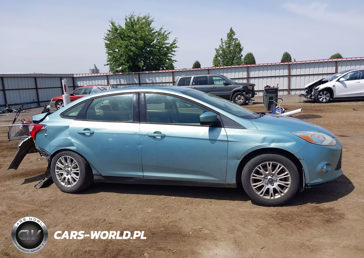 2012 Ford Focus Se VIN:1FAHP3F22CL372909 - 13