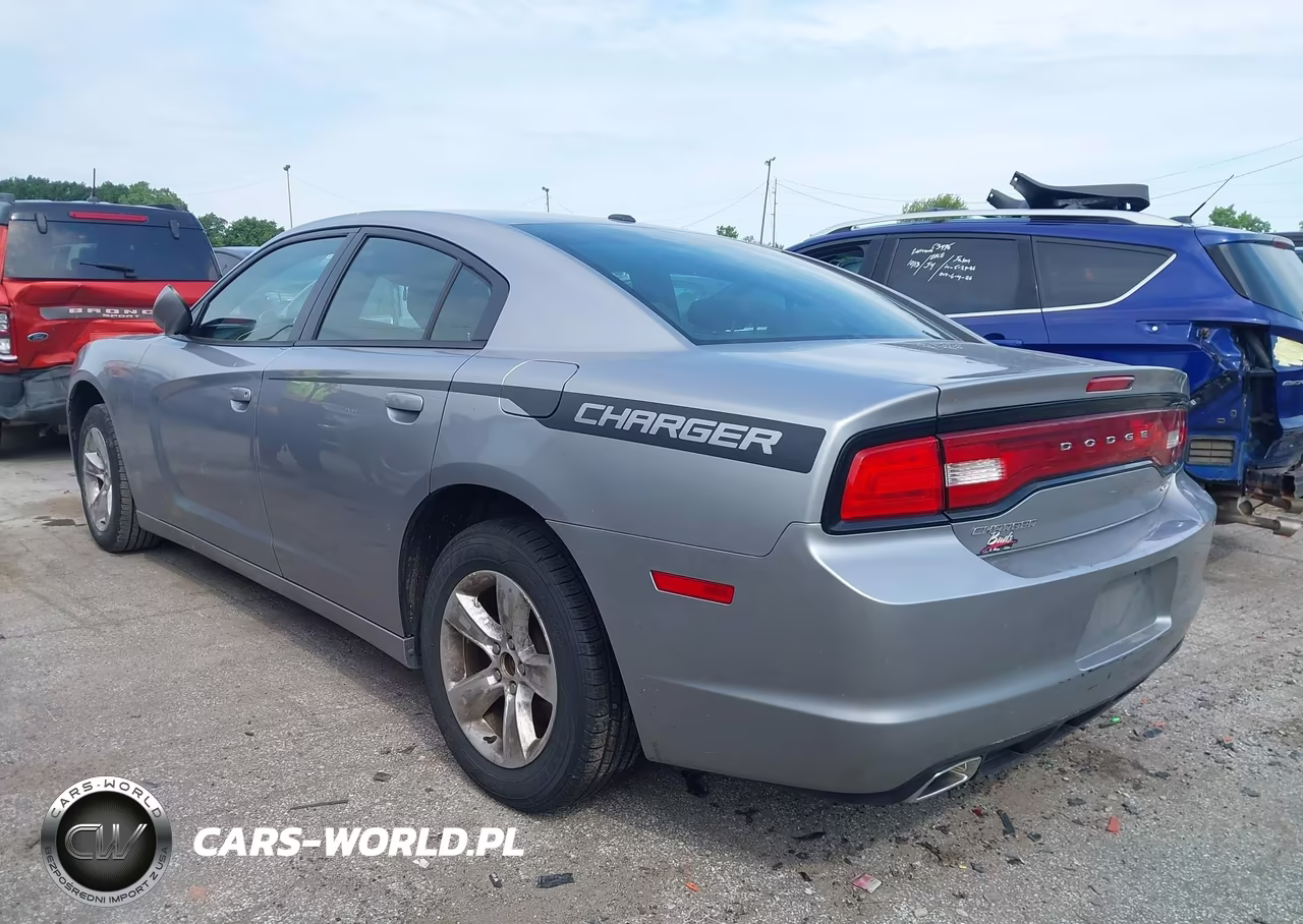 2014 Dodge Charger Sxt VIN:2C3CDXHG4EH267256 - 3