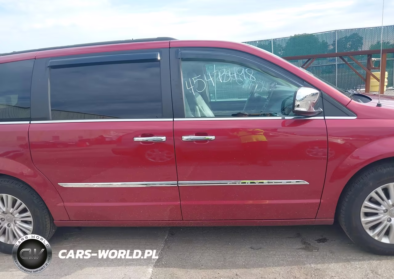 2014 Chrysler Town & Country Touring-L VIN:2C4RC1CG9ER285775 - 13