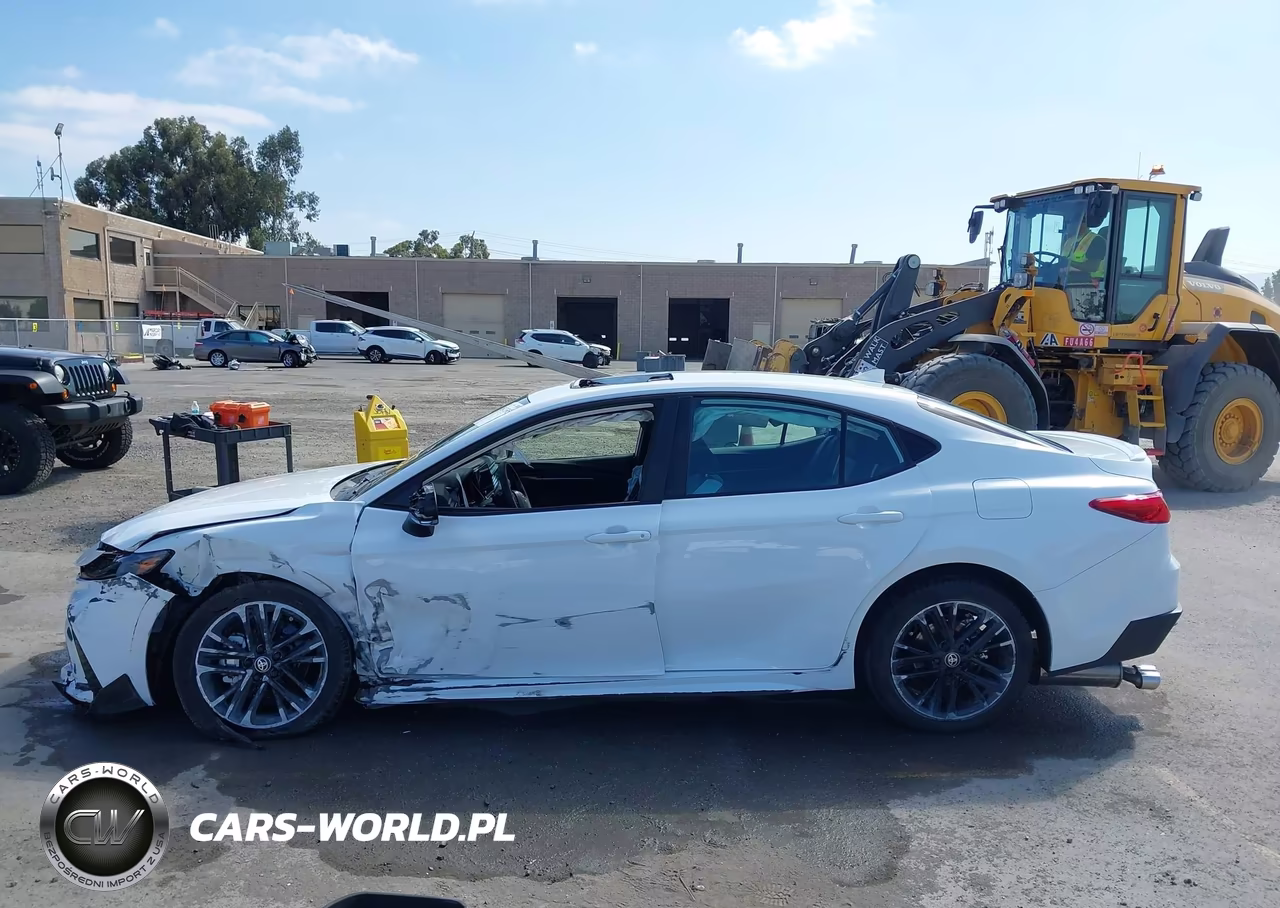 2026 Toyota Camry Se VIN:4T1DAACKXTU754503 - 15