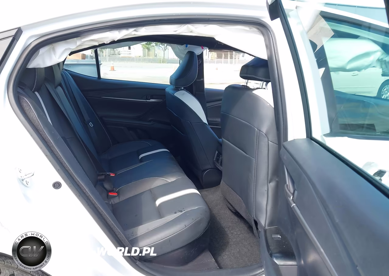 2026 Toyota Camry Se VIN:4T1DAACKXTU754503 - 8
