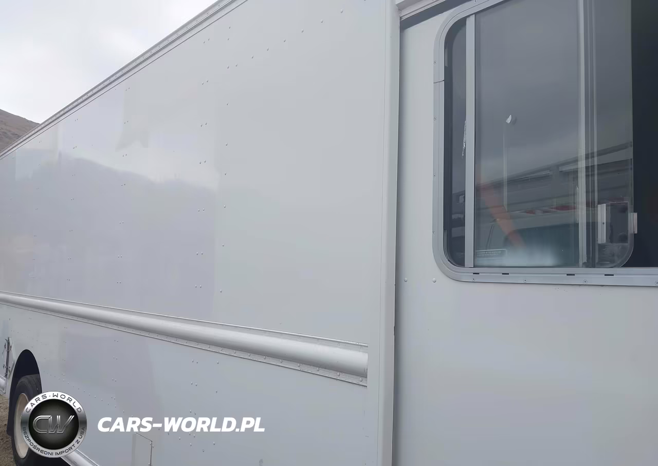 2015 Freightliner Chassis M Line Walk-In Van VIN:4UZAAPDU7FCGJ0975 - 12