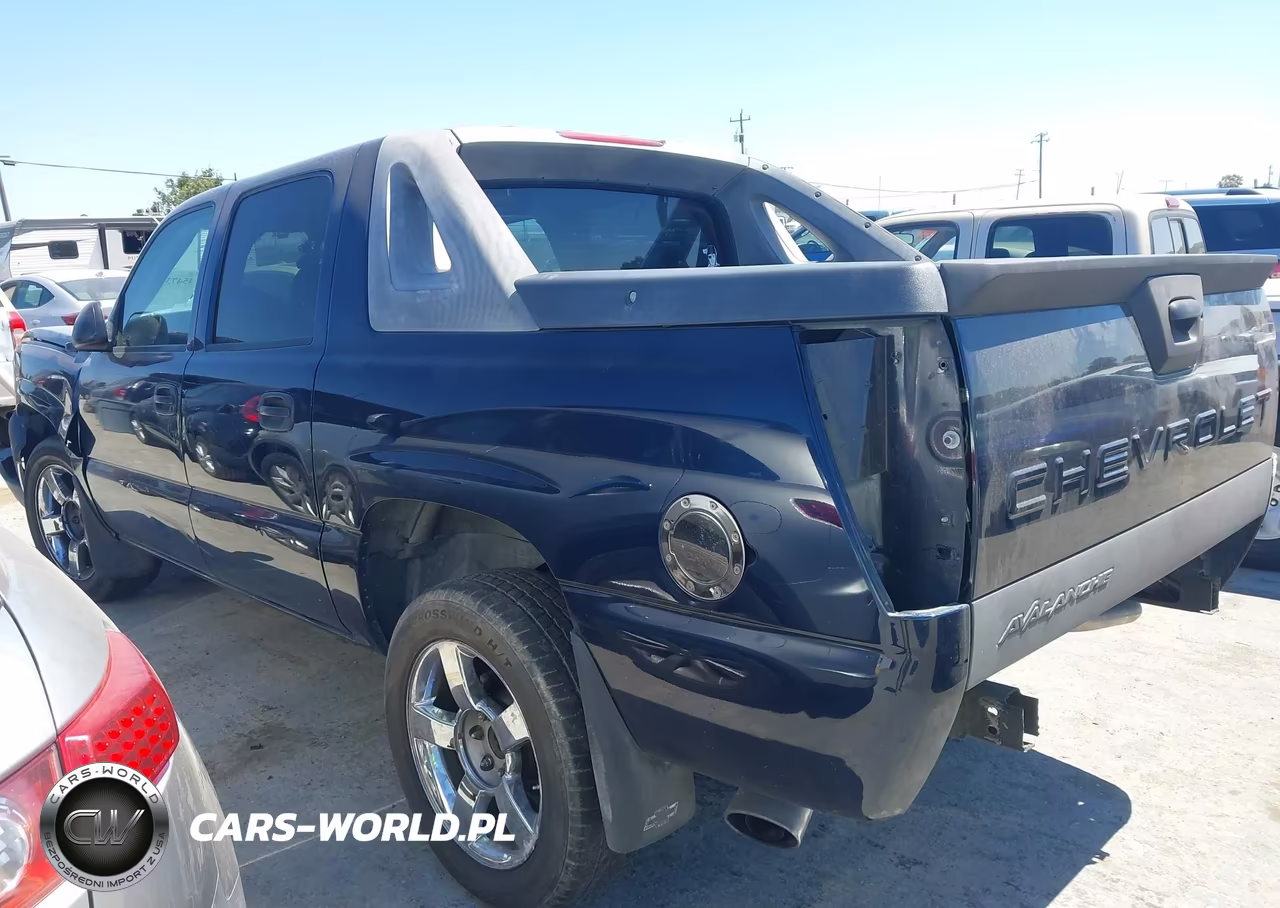 2005 Chevrolet Avalanche 1500 Ls VIN:3GNEC12Z05G255885 - 3