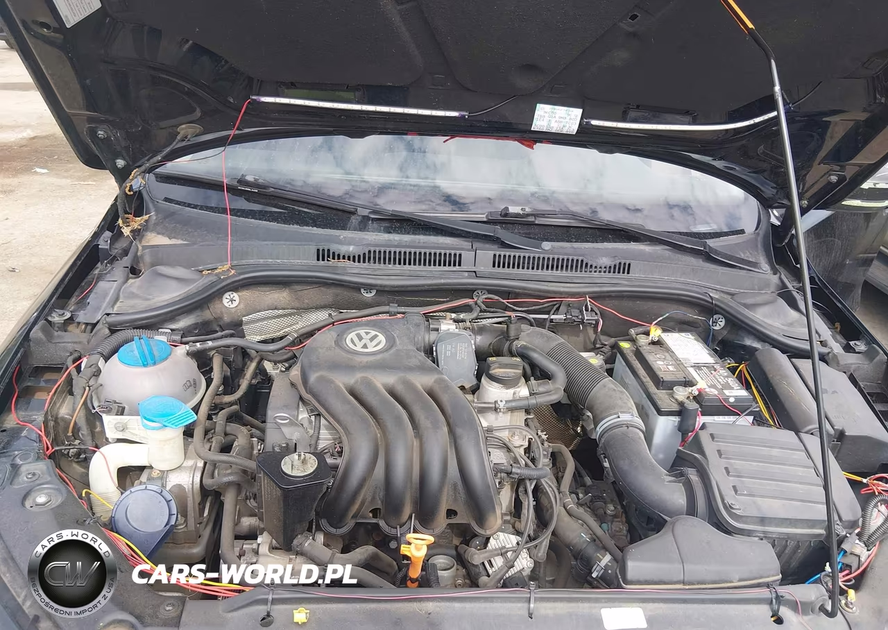 2014 Volkswagen Jetta 2.0L S VIN:3VW2K7AJXEM327848 - 10