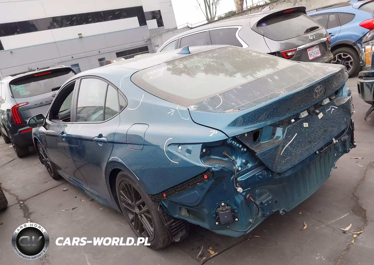 2026 Toyota Camry Se VIN:4T1DAACK5TU734580 - 3
