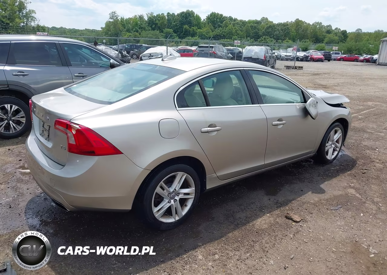 2014 Volvo S60 T5 VIN:YV1612FS9E2293480 - 4