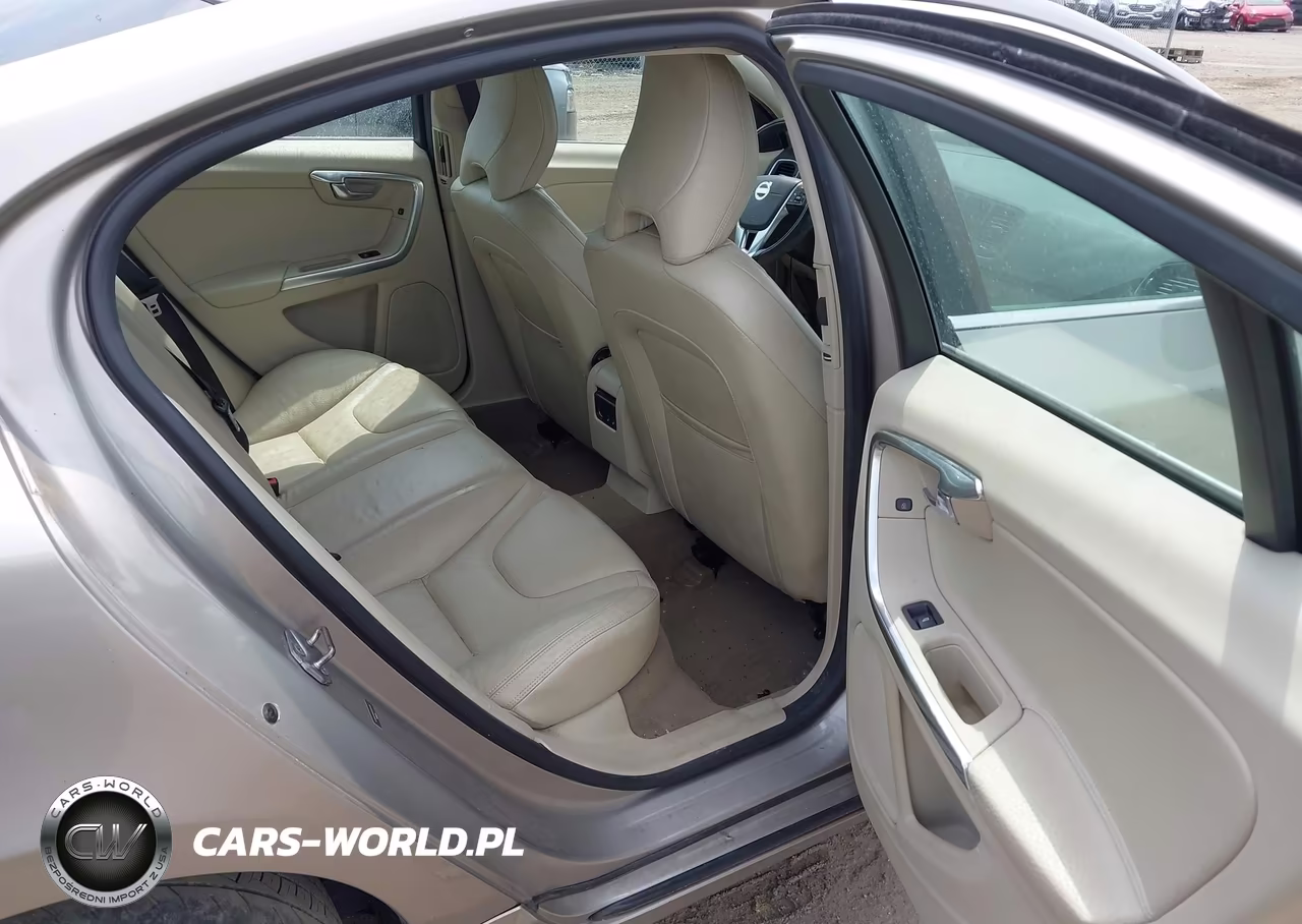2014 Volvo S60 T5 VIN:YV1612FS9E2293480 - 8